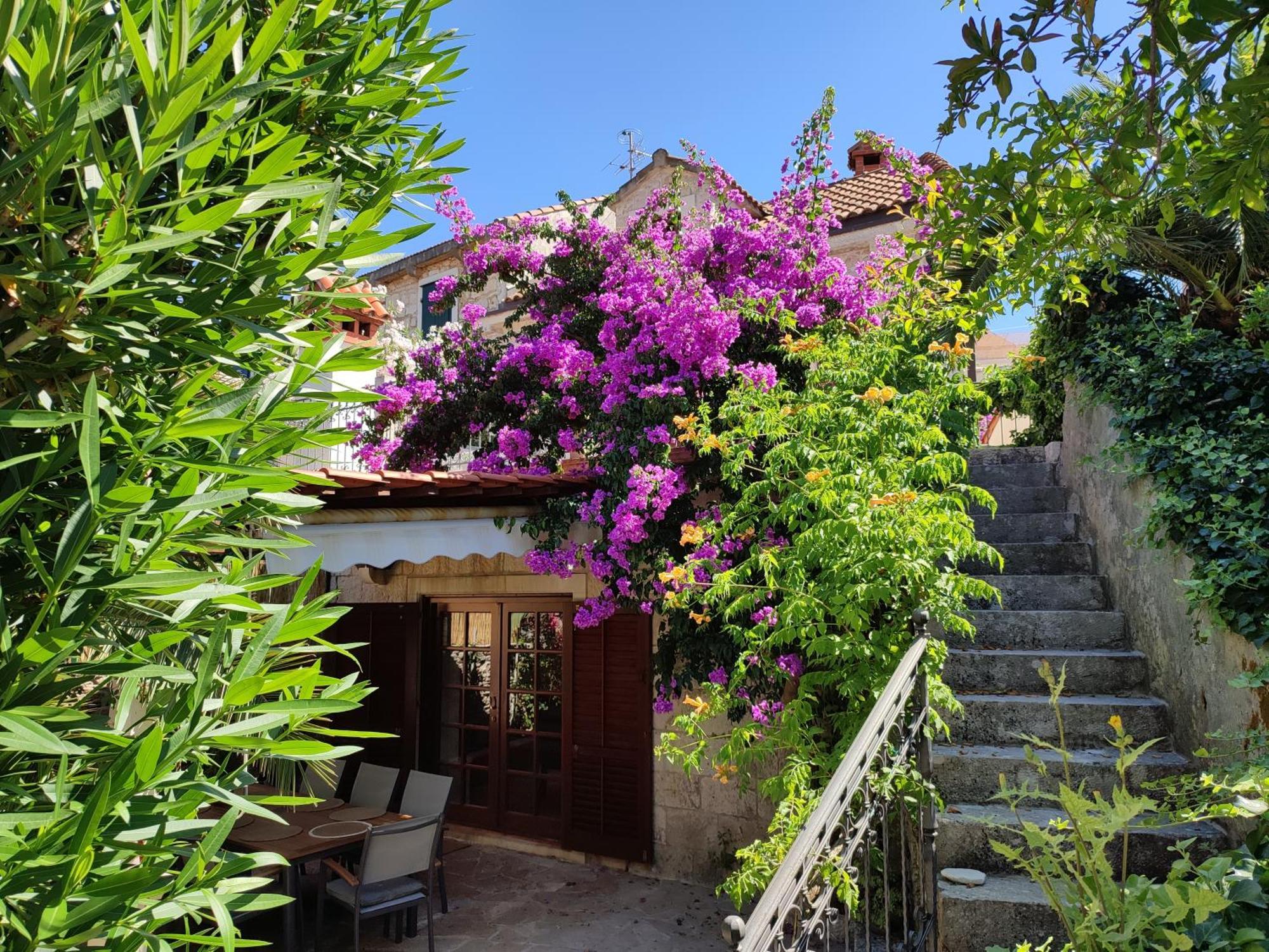 Villa Rustika 苏提万 外观 照片