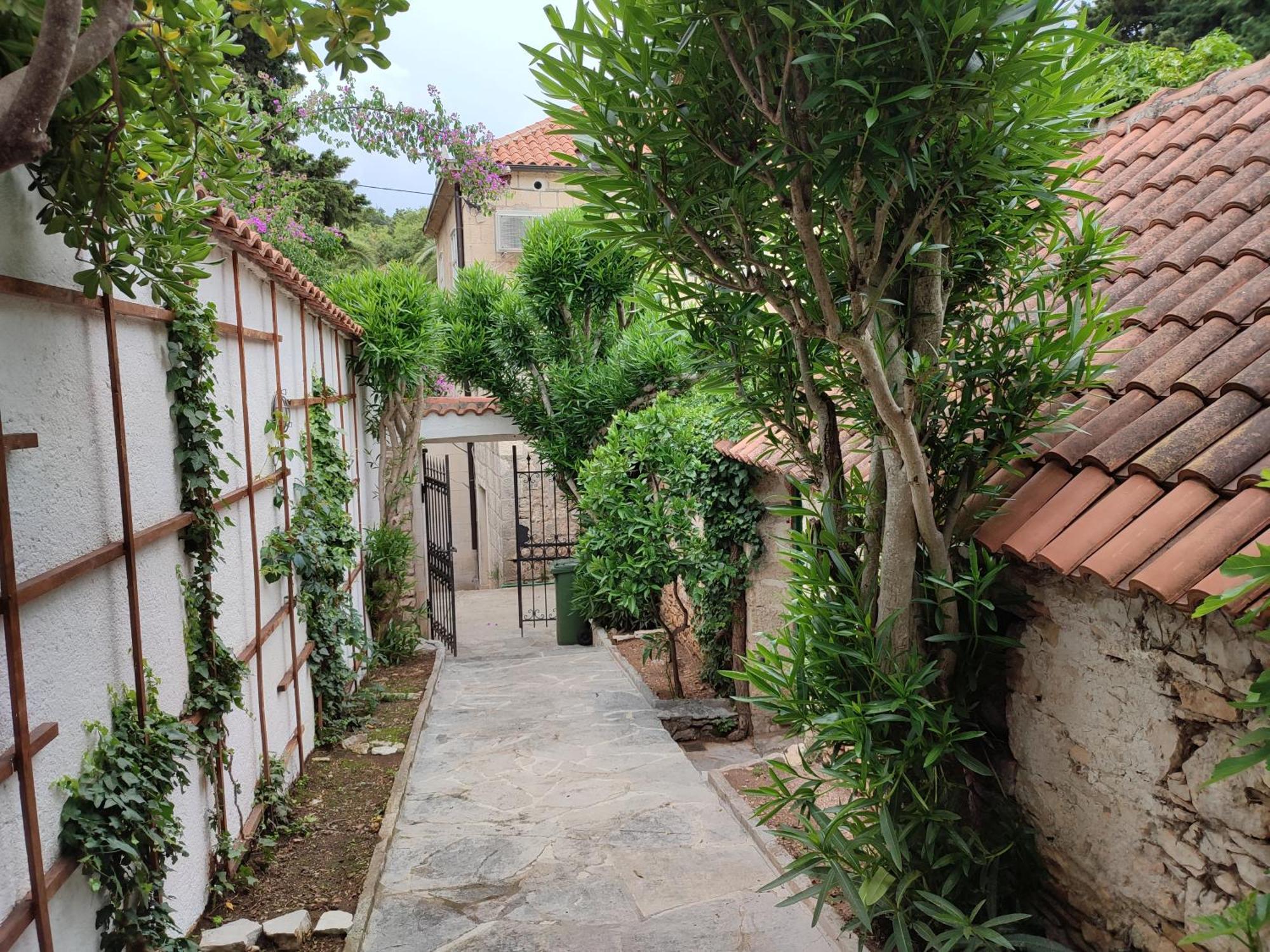 Villa Rustika 苏提万 外观 照片