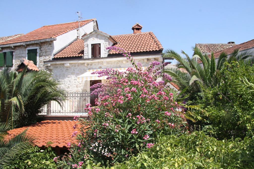 Villa Rustika 苏提万 外观 照片